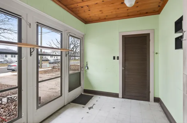 $230,000 | 408 5th Street Northwest, Montgomery, MN 56069