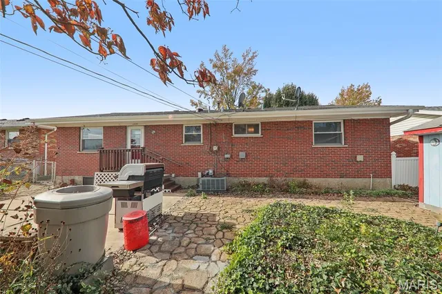 $225,000 | 9946 Bonton Drive, St. Louis, MO 63123