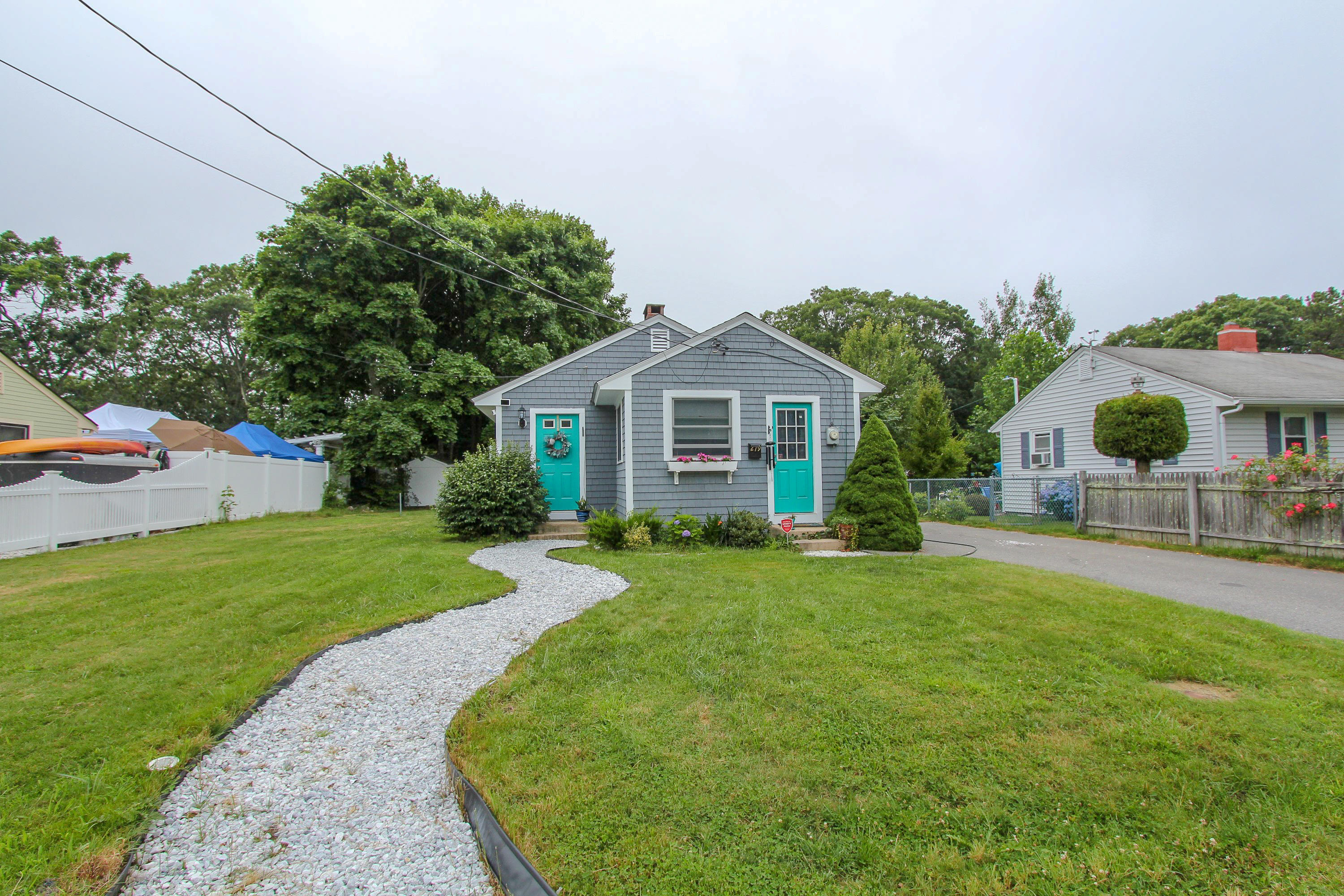 279 Hinckley Road Hyannis, MA 02601 - Photo 2 of 18 Front