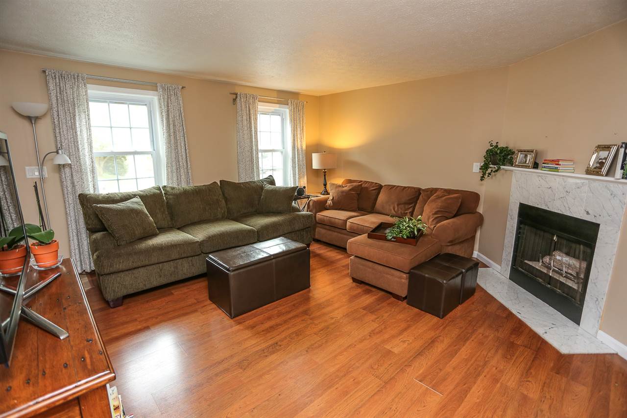 106 Weston Road Manchester, NH 03103 - Photo 2 of 29