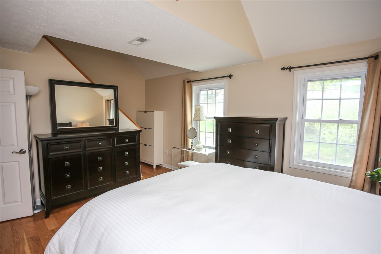 106 Weston Road Manchester, NH 03103 - Photo 13 of 29