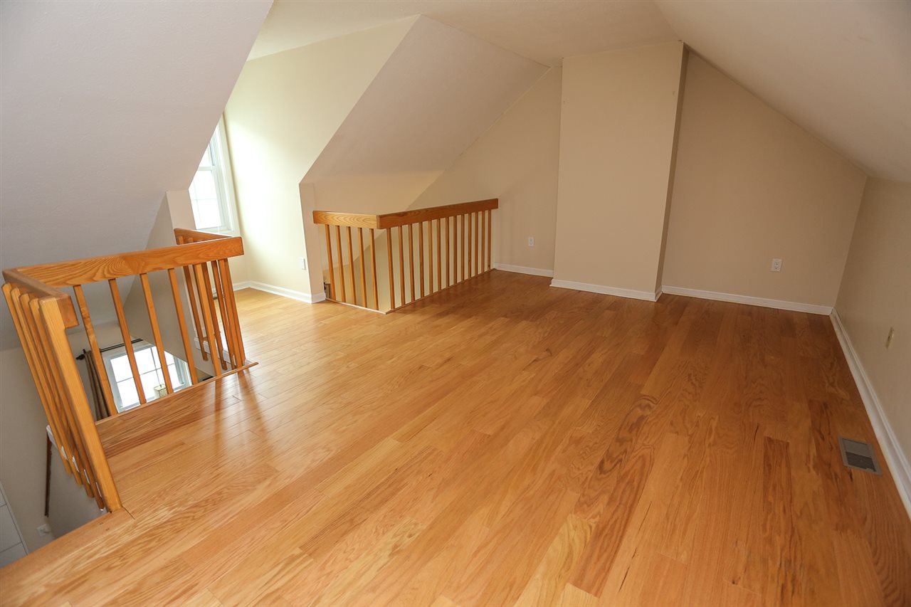 106 Weston Road Manchester, NH 03103 - Photo 16 of 29