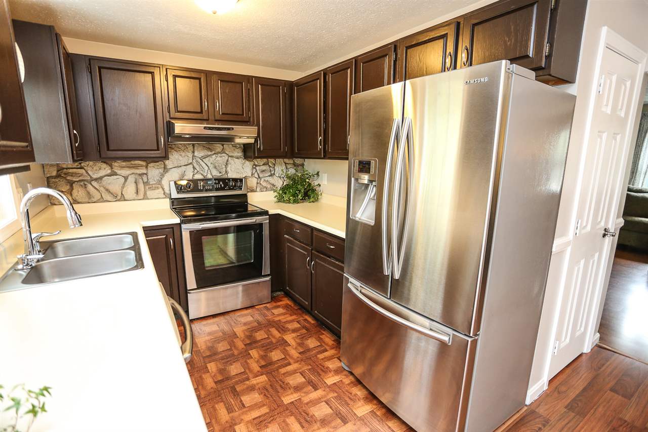106 Weston Road Manchester, NH 03103 - Photo 5 of 29
