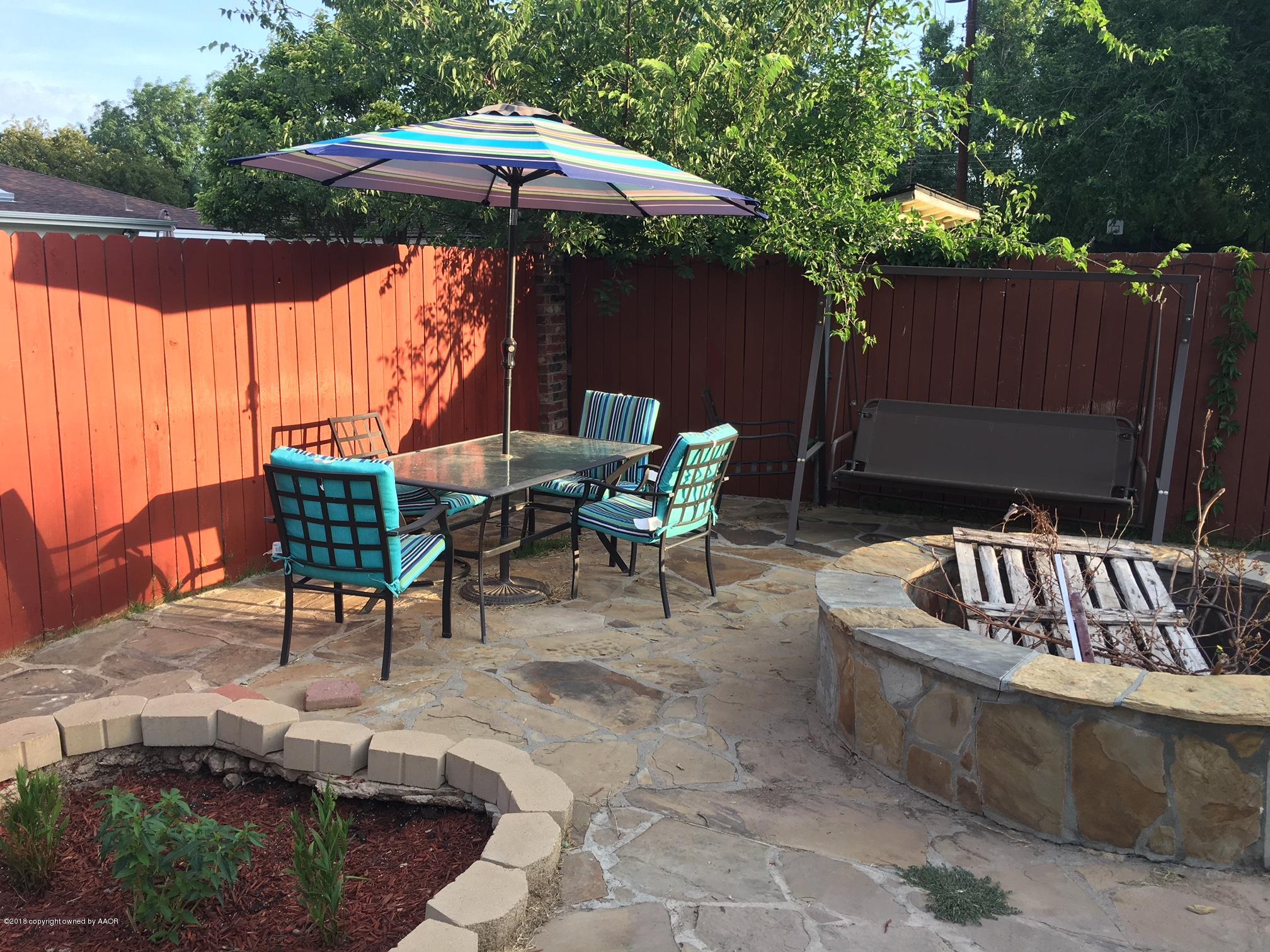 3308 Bedford Road Amarillo, TX 79106 - Photo 27 of 31 a view of backyard with seating space