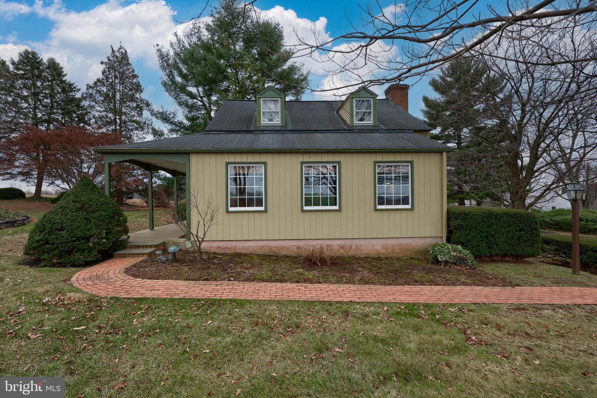 64 Oak Road Conestoga, PA 17516 - Photo 6 of 61