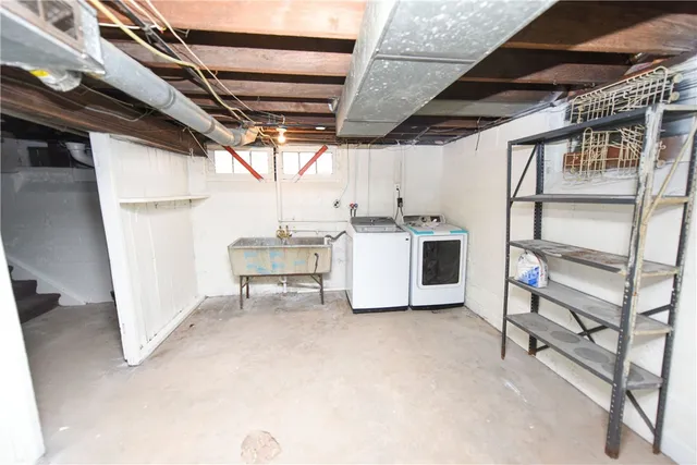 $1,875 | 200 Elmdorf Avenue, Rochester, NY 14619