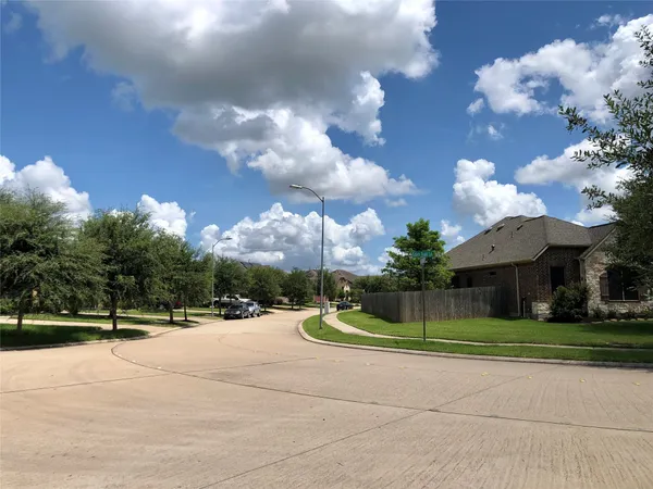$2,450 | 2935 Eden Trails Lane, Richmond, TX 77406