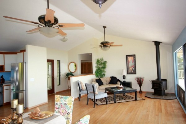 82-1204 Kinue Road Captain Cook, HI 96704 - Photo 7 of 17 a living room with furniture