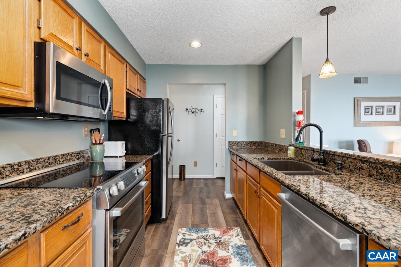 3208 North Ridge Roseland, VA 22967 - Photo 15 of 41 Gallery Image 15
