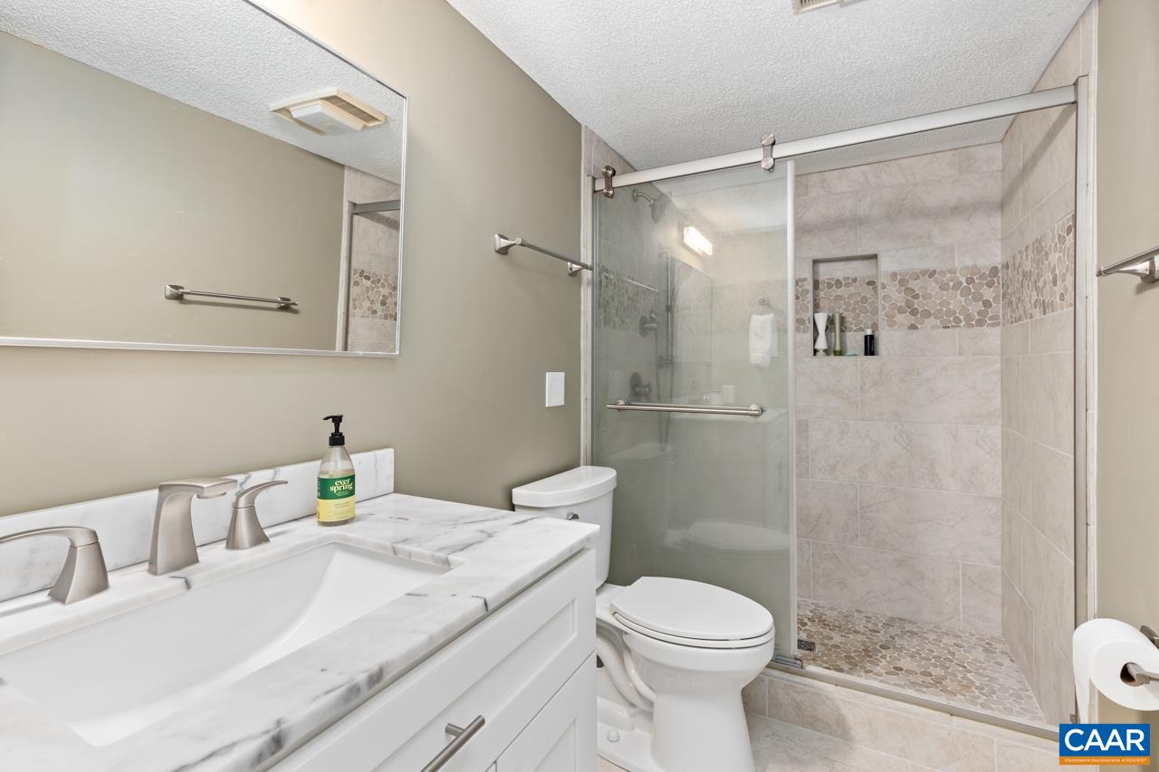 3208 North Ridge Roseland, VA 22967 - Photo 21 of 41 Gallery Image 21
