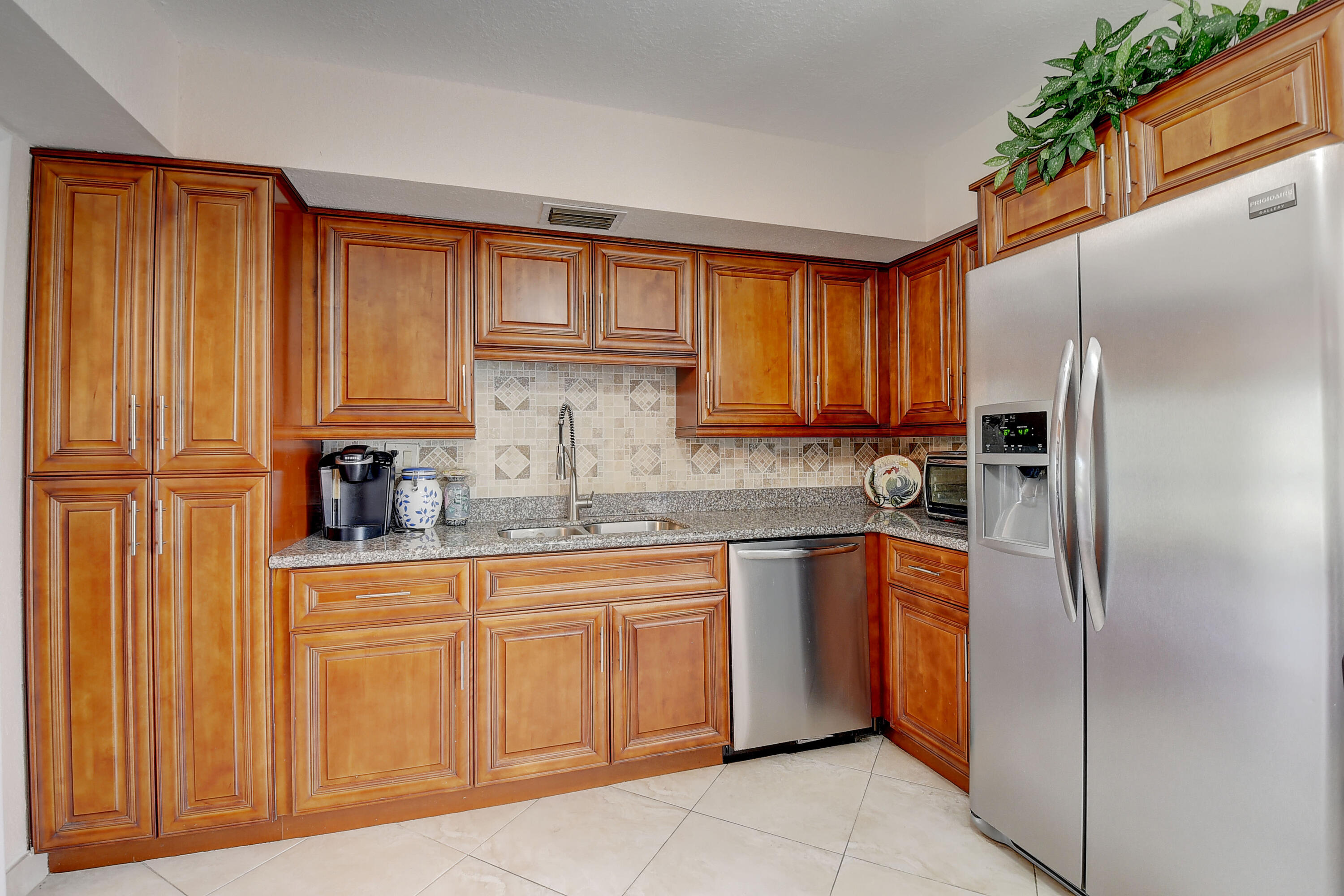 6579 Spring Bottom Way, Unit 236 Boca Raton, FL 33433 - Photo 13 of 37 DSC_1396_397_398_399_400