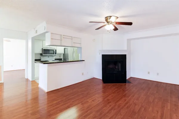$130,000 | 2800 Jeanetta Street, Unit 2204, Houston, TX 77063