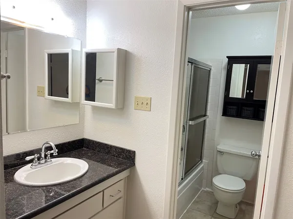 $130,000 | 2800 Jeanetta Street, Unit 2204, Houston, TX 77063