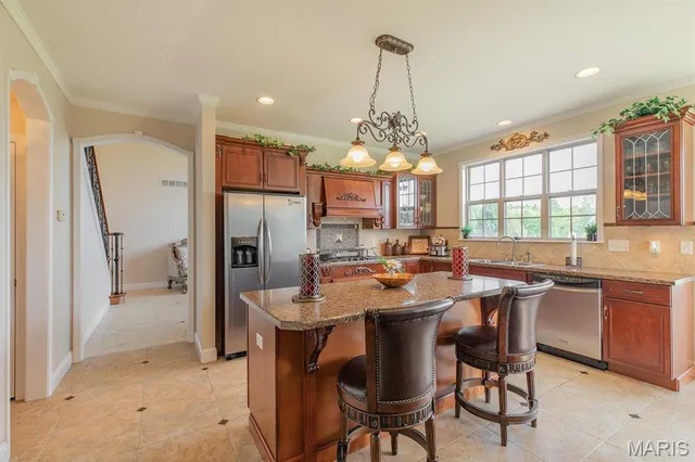 $485,000 | 501 Glendale Drive, Troy, IL 62294