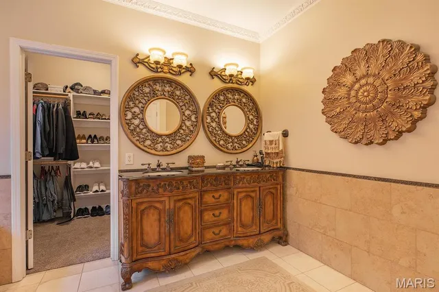 $485,000 | 501 Glendale Drive, Troy, IL 62294