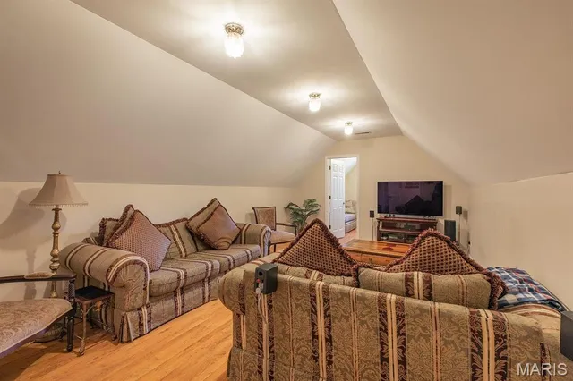 $485,000 | 501 Glendale Drive, Troy, IL 62294