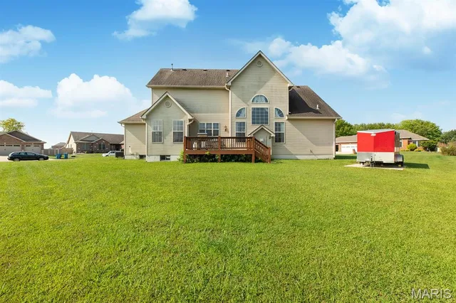 $485,000 | 501 Glendale Drive, Troy, IL 62294