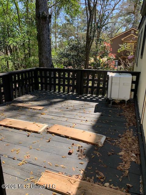 2114 34th Avenue Meridian, MS 39301 - Photo 12 of 12 DECK