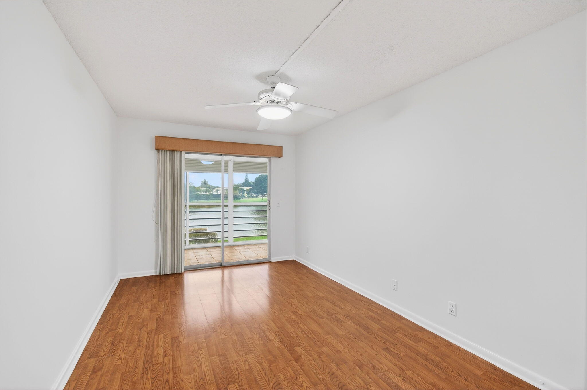 2015 Cornwall East Boca Raton, FL 33434 - Photo 35 of 104 50-web-or-mls-DSC_7480