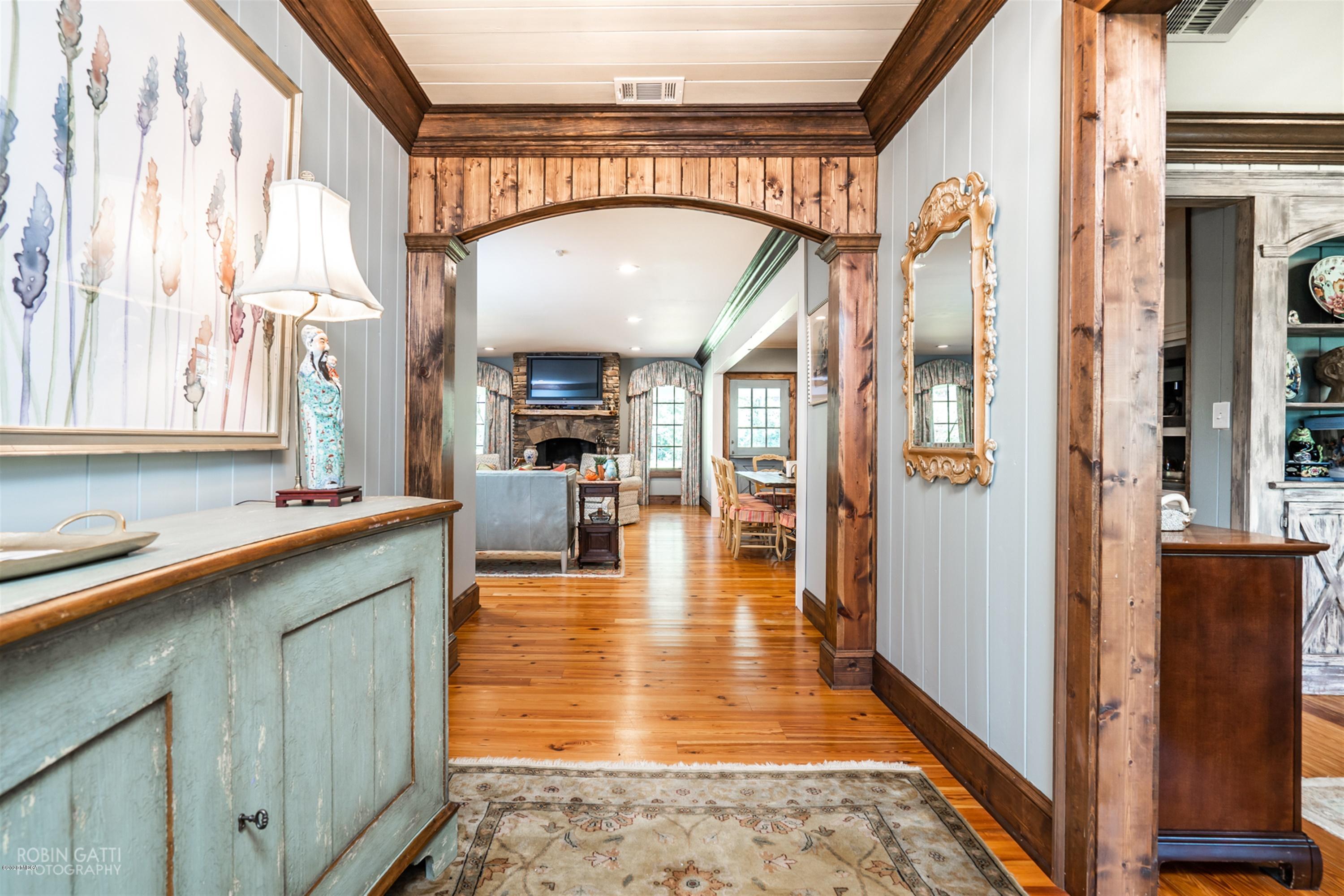500 Old Club Road South Macon, GA 31210 - Photo 5 of 60 06-DSC01849-2