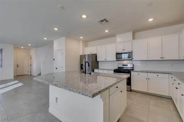 $2,365 | 3723 Trancoso Avenue, Henderson, NV 89044