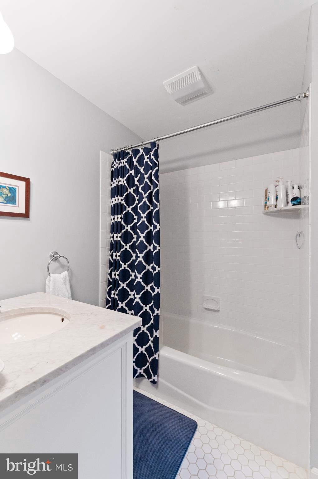 800 Merion Square Road Gladwyne, PA 19035 - Photo 37 of 52 Jack and Jill Bath