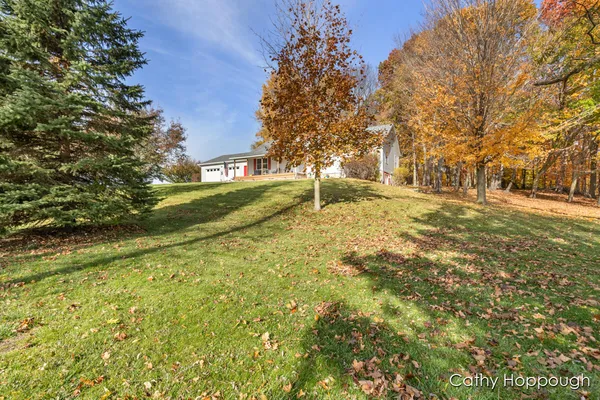 $450,000 | 3494 Bradford Road, Ionia, MI 48846