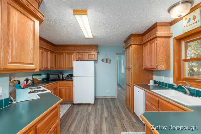 $450,000 | 3494 Bradford Road, Ionia, MI 48846