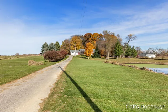 $450,000 | 3494 Bradford Road, Ionia, MI 48846