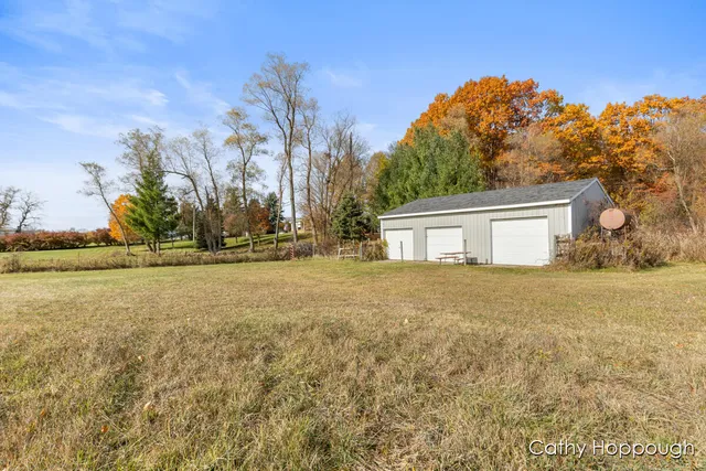 $450,000 | 3494 Bradford Road, Ionia, MI 48846