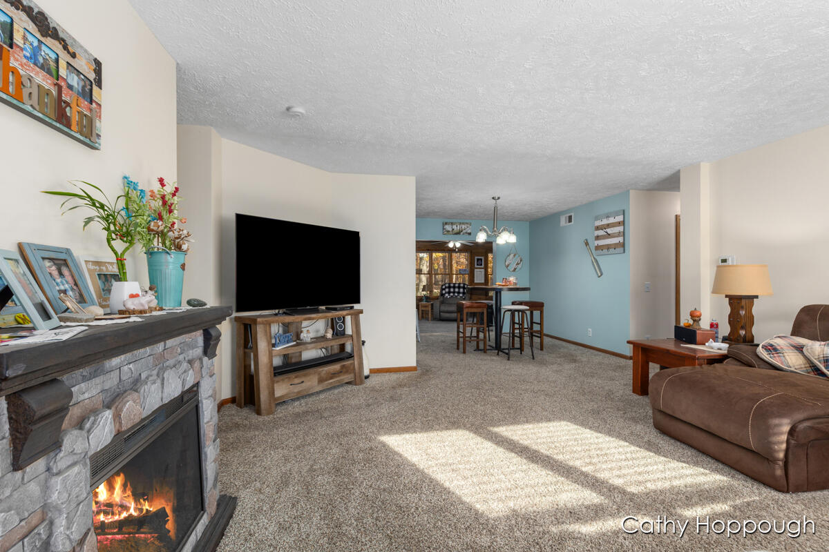 3494 Bradford Road Ionia, MI 48846 - Photo 7 of 45 IMG_1007