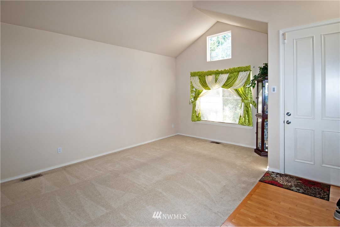 211 202nd Street Southeast Bothell, WA 98012 - Photo 2 of 13