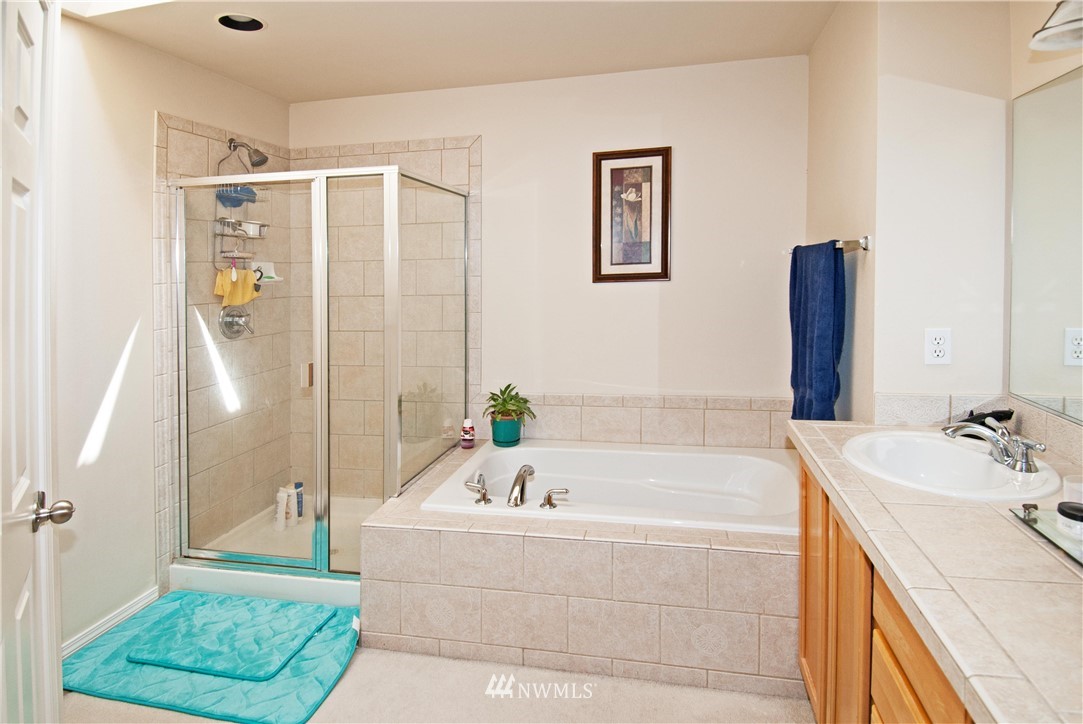 211 202nd Street Southeast Bothell, WA 98012 - Photo 9 of 13