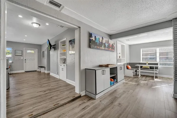 $3,850 | 529 Northwest 8th Street, Dania Beach, FL 33004