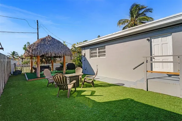 $3,850 | 529 Northwest 8th Street, Dania Beach, FL 33004