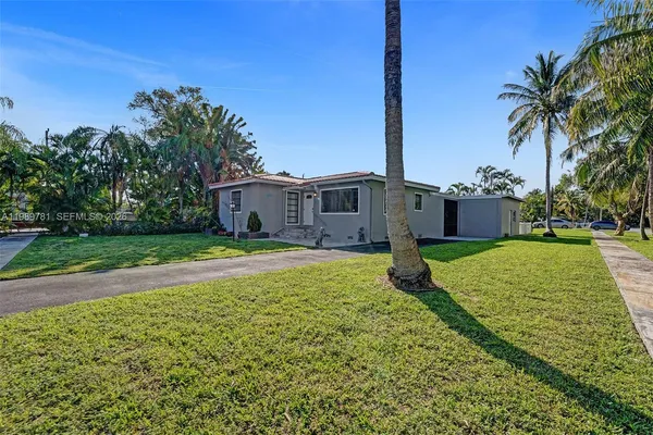 $3,850 | 529 Northwest 8th Street, Dania Beach, FL 33004