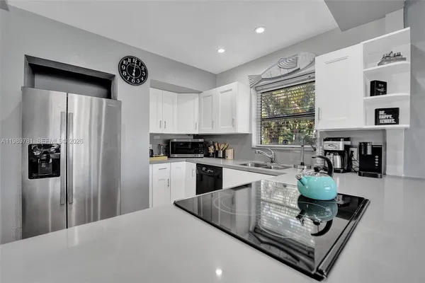 $3,850 | 529 Northwest 8th Street, Dania Beach, FL 33004