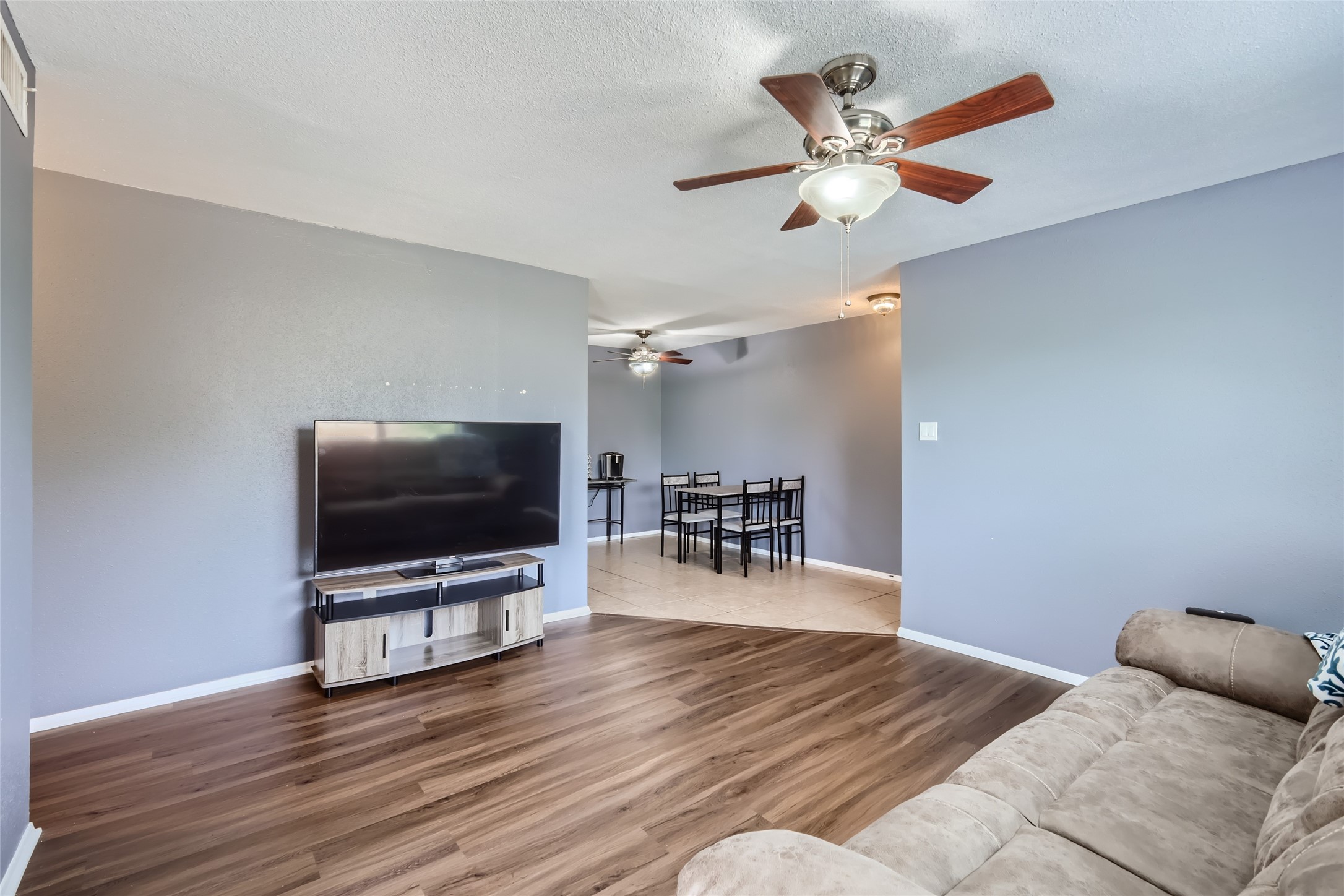 8210 Bent Tree Road, Unit 246 Austin, TX 78759 - Photo 5 of 11