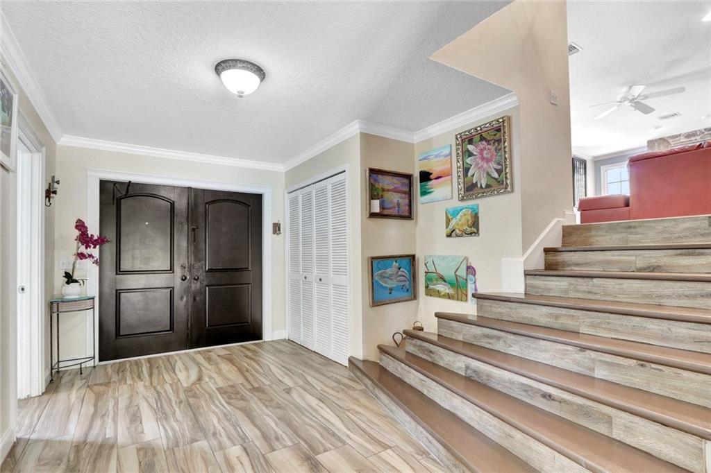 2 Knowles Road Sewall's Point, FL 34996 - Photo 4 of 34 Gallery Image 4