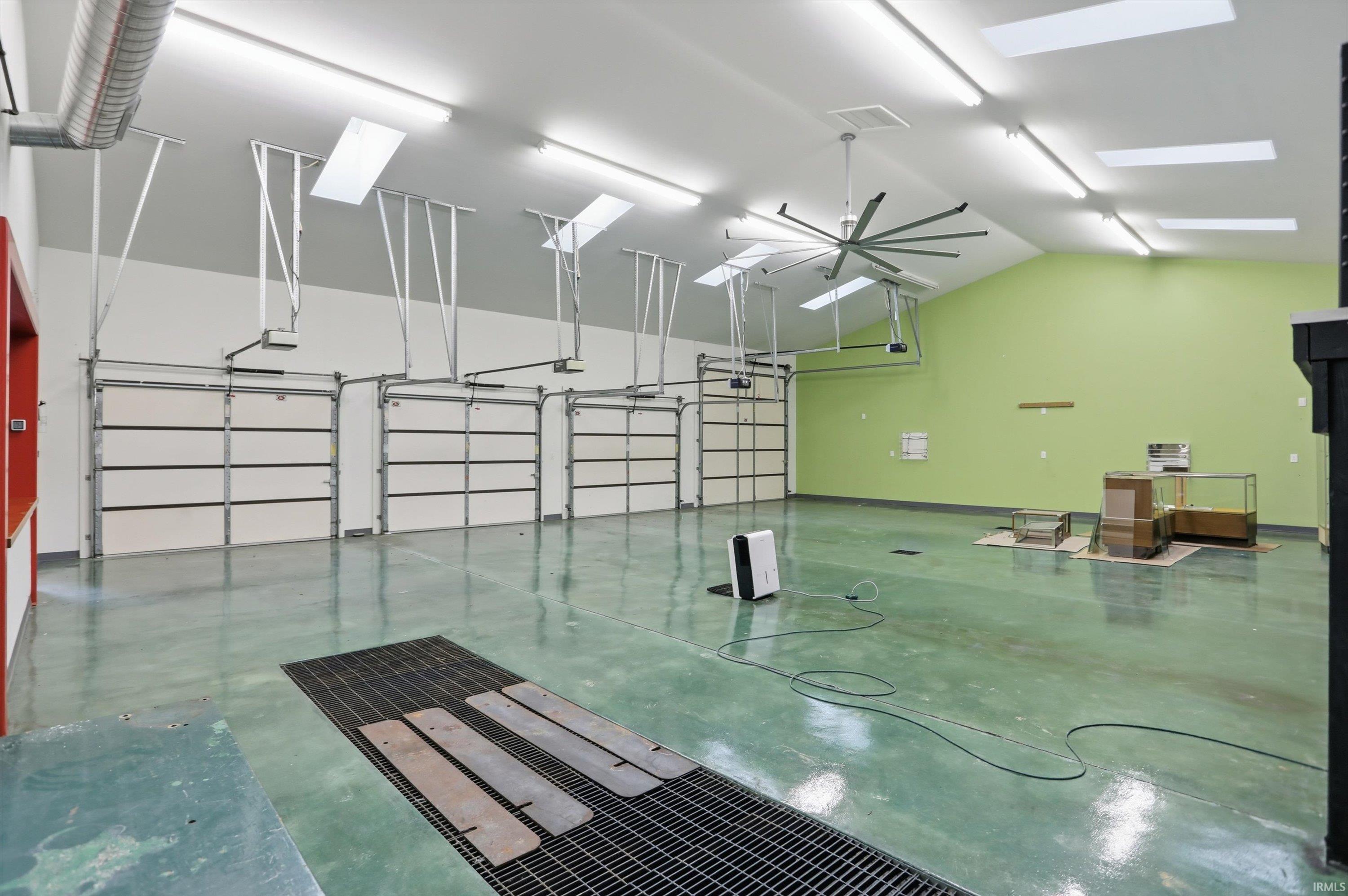 3801 North Bittersweet Drive Bloomington, IN 47408 - Photo 27 of 36