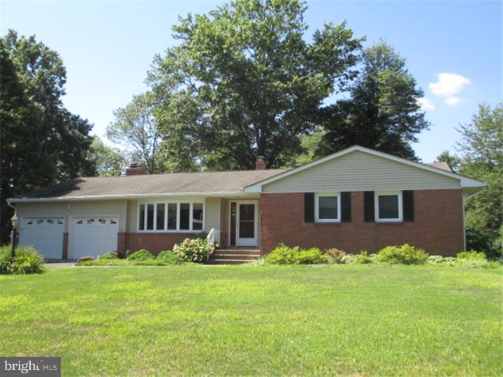 3 Brandon Road Lawrenceville, NJ 08648 - Photo 2 of 25 Gallery Image 2