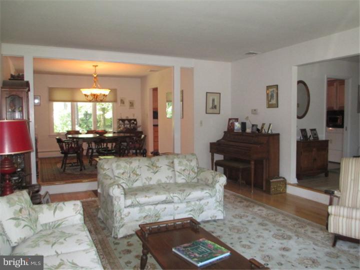 3 Brandon Road Lawrenceville, NJ 08648 - Photo 6 of 25 Gallery Image 6