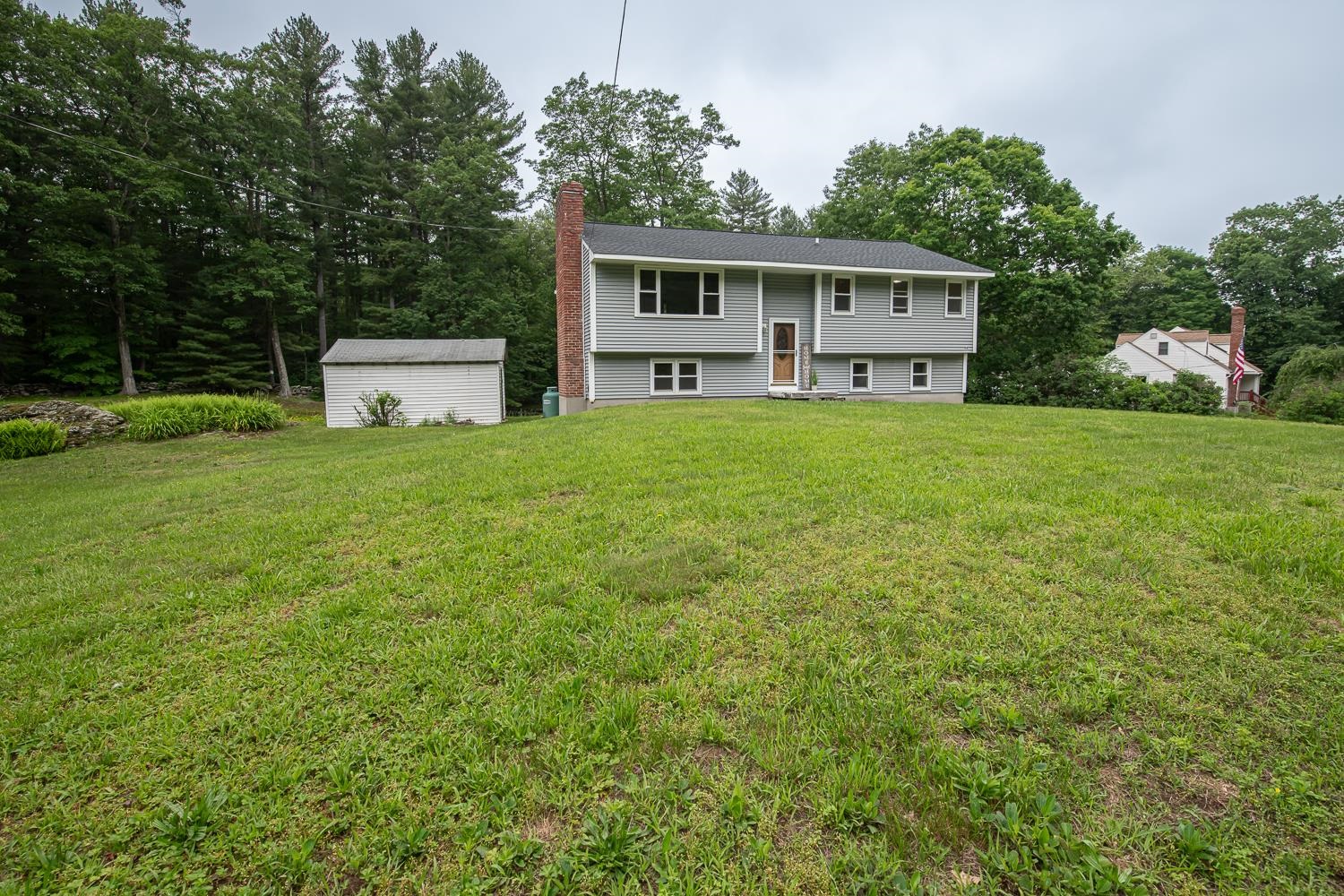 104 Kimball Hill Road Hudson, NH 03051 - Photo 3 of 51 Gallery Image 3