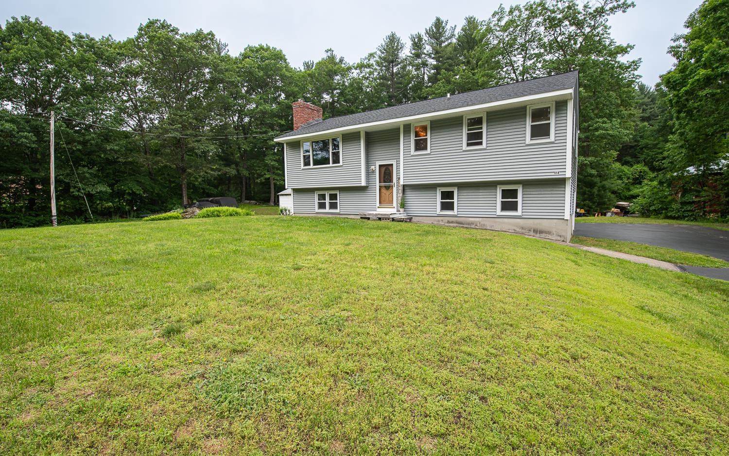 104 Kimball Hill Road Hudson, NH 03051 - Photo 4 of 51 Gallery Image 4