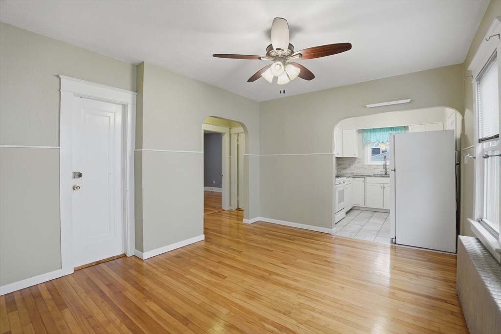 8 Carver Street Worcester, MA 01604 - Photo 11 of 28