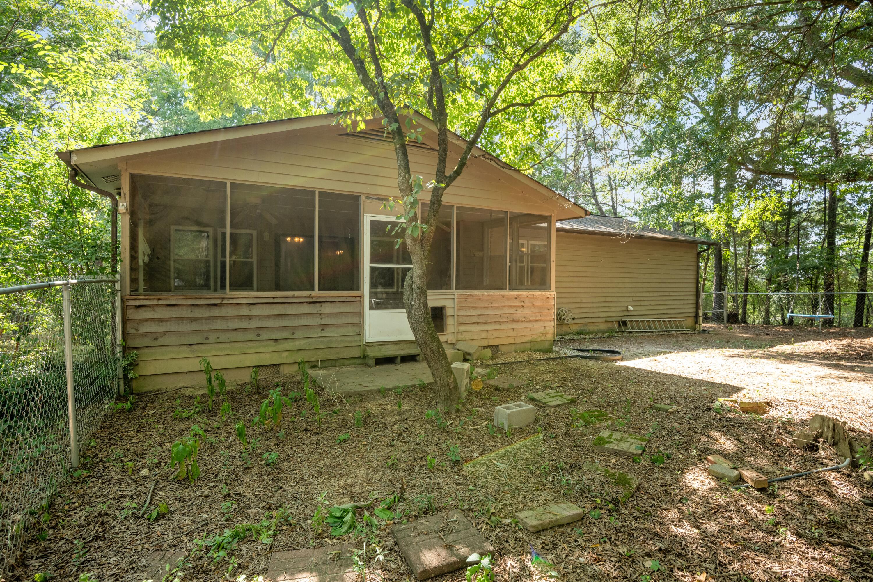 440 Bishop Pond Road Chatsworth, GA 30705 - Photo 25 of 41 back of the house