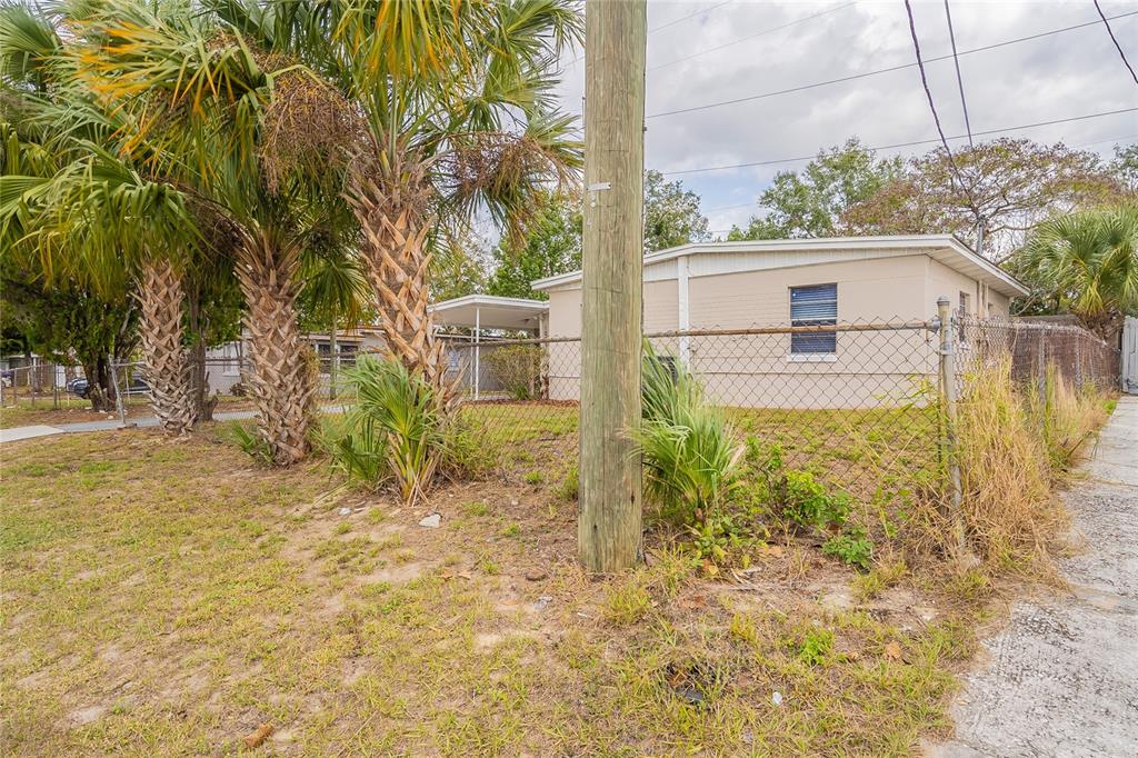 1025 Ferndell Road Orlando, FL 32808 - Photo 3 of 22 Gallery Image 3