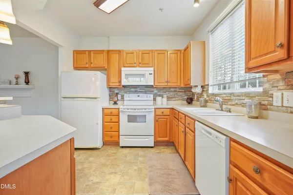 $319,000 | 236 Eyam Hall Lane, Apex, NC 27502