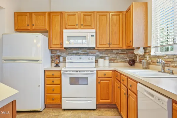 $319,000 | 236 Eyam Hall Lane, Apex, NC 27502