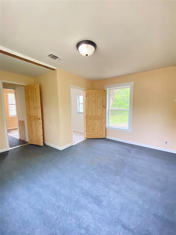 305 4th Street Southwest Paris, TX 75460 - Photo 9 of 15